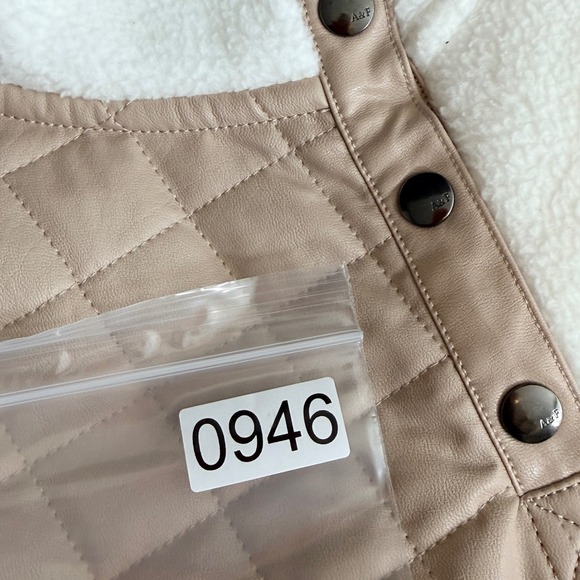 Abercrombie & Fitch Sherpa Fleece Pullover Quilted Faux Leather Cream Tan XL - Picture 9 of 9